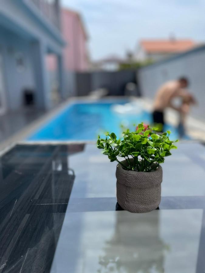 מדולין Villa Maleo מראה חיצוני תמונה