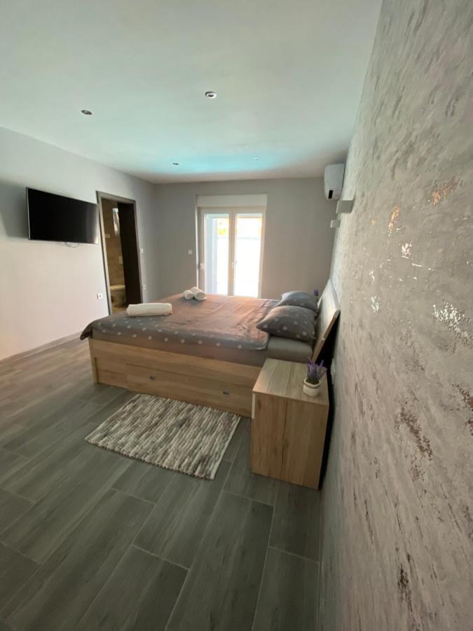מדולין Villa Maleo מראה חיצוני תמונה
