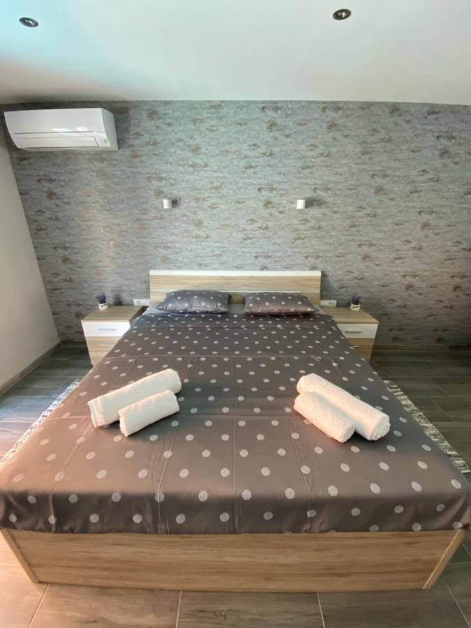 מדולין Villa Maleo מראה חיצוני תמונה