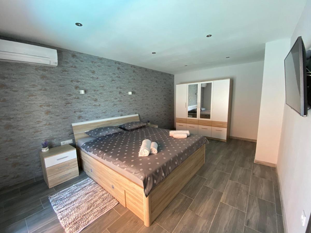 מדולין Villa Maleo מראה חיצוני תמונה