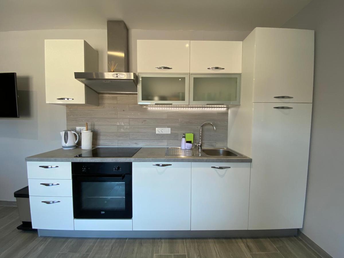 מדולין Villa Maleo מראה חיצוני תמונה