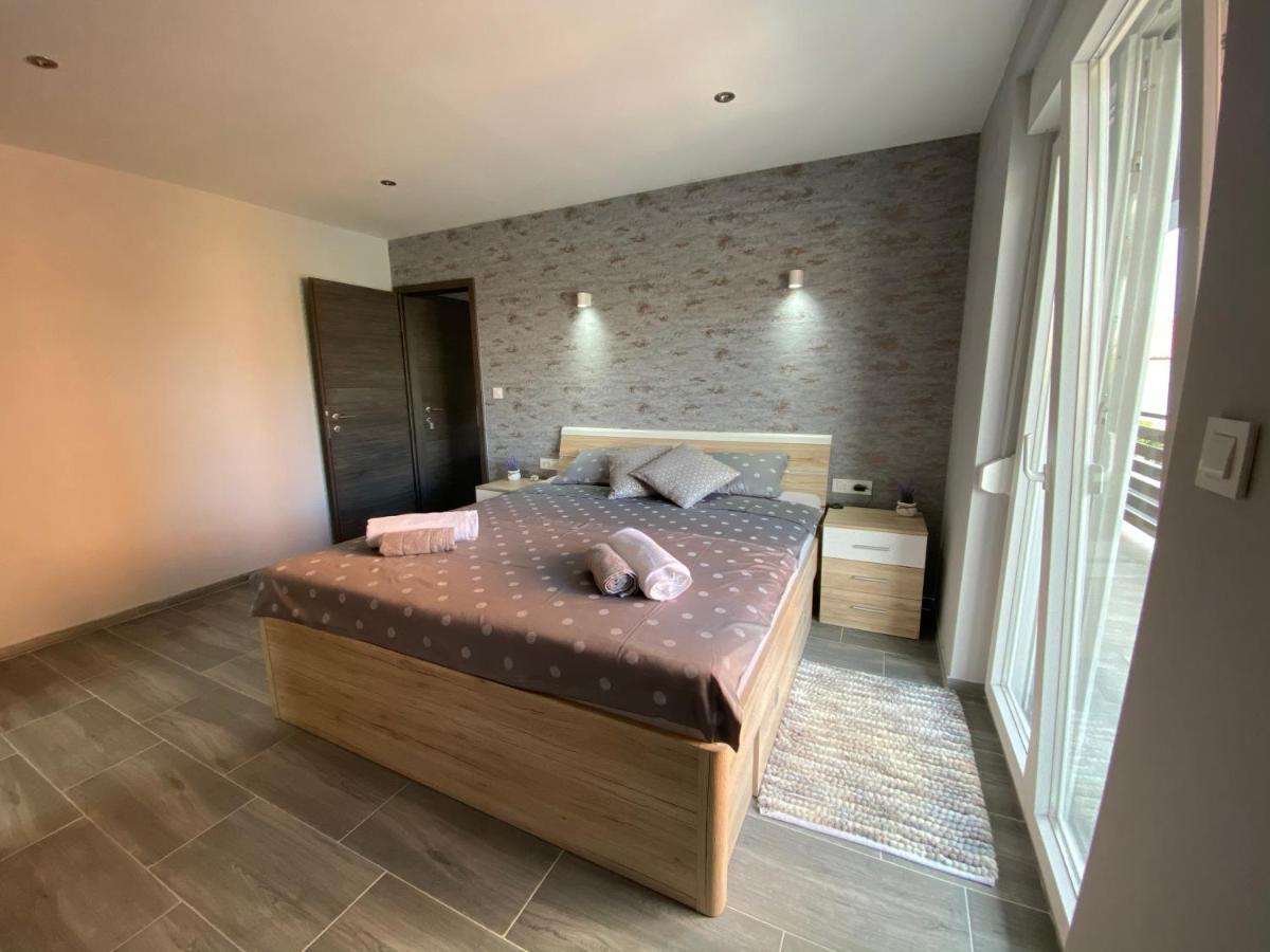 מדולין Villa Maleo מראה חיצוני תמונה