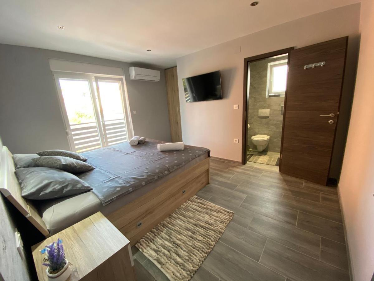 מדולין Villa Maleo מראה חיצוני תמונה